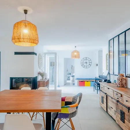 La Des Hautes 4 étoiles, 10 Personnes, Piscine Privée Chauffée, Parc Arboré, Proche Et Marais