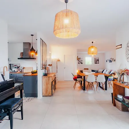 La Des Hautes 4 étoiles, 10 Personnes, Piscine Privée Chauffée, Parc Arboré, Proche Et Marais Villa Talmont-Saint-Hilaire