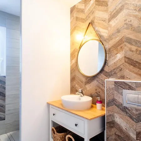 La Des Hautes 4 étoiles, 10 Personnes, Piscine Privée Chauffée, Parc Arboré, Proche Et Marais Villa Talmont-Saint-Hilaire