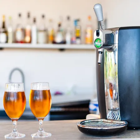 La Des Hautes 4 étoiles, 10 Personnes, Piscine Privée Chauffée, Parc Arboré, Proche Et Marais Villa