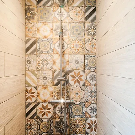 La Des Hautes 4 étoiles, 10 Personnes, Piscine Privée Chauffée, Parc Arboré, Proche Et Marais