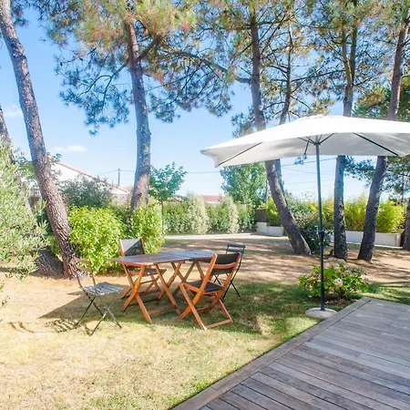 La Des Hautes 4 étoiles, 10 Personnes, Piscine Privée Chauffée, Parc Arboré, Proche Et Marais Villa