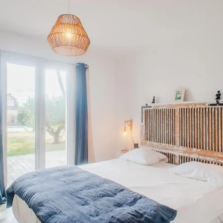 Hautes Mers, Piscine Chauffee & Grand Jardin * Talmont-Saint-Hilaire